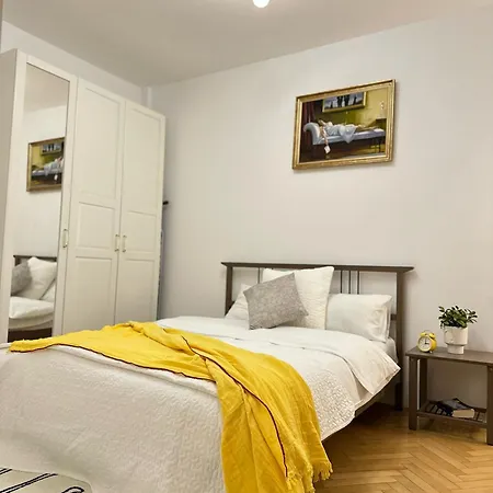 2rooms Universitate-old Town Apartment