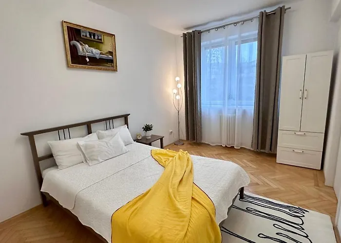 2rooms Universitate-old Town Apartment *