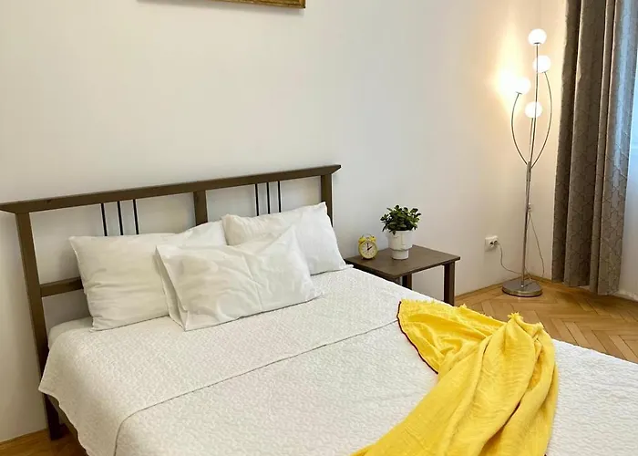 Апартаменти 2rooms Universitate-old Town